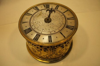 Gilt metal drum clock