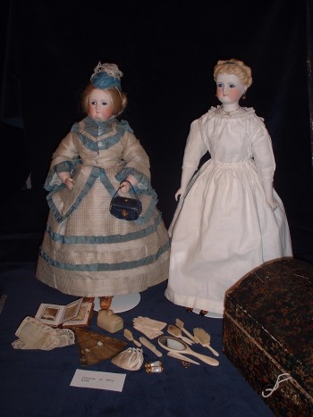 Fifi and Jane dolls